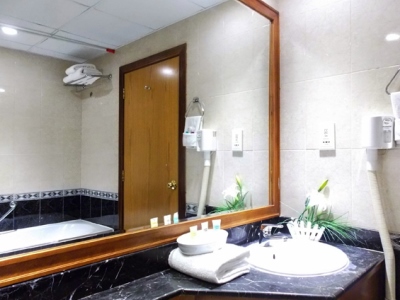 bathroom - hotel moon valley hotel apartments - dubai, united arab emirates