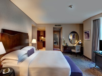 deluxe room - hotel rose rayhaan by rotana - dubai, united arab emirates