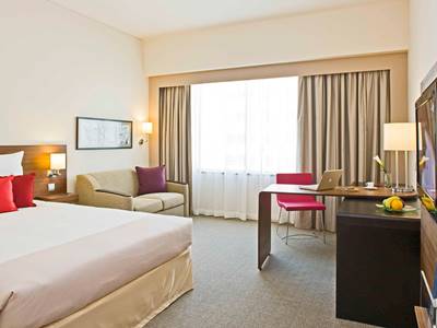 bedroom - hotel novotel deira city centre - dubai, united arab emirates