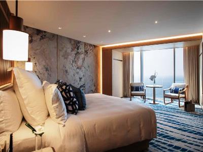 bedroom 1 - hotel jumeirah beach - dubai, united arab emirates