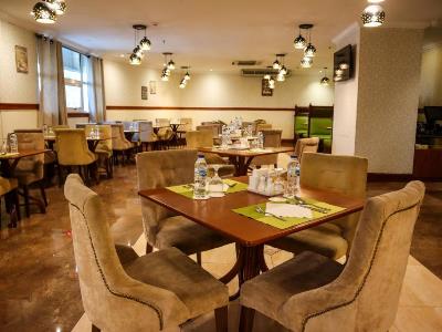 restaurant 3 - hotel vision imperial - dubai, united arab emirates