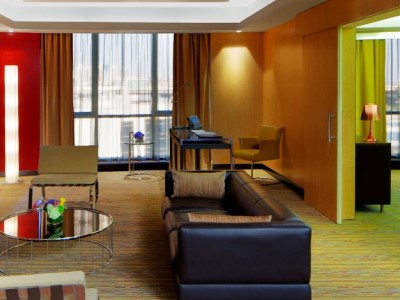suite 1 - hotel radisson blu dubai media city - dubai, united arab emirates