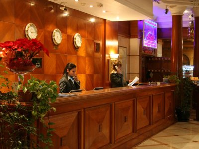 lobby - hotel regent palace - dubai, united arab emirates