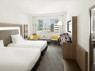 bedroom 1 - hotel novotel world trade centre - dubai, united arab emirates