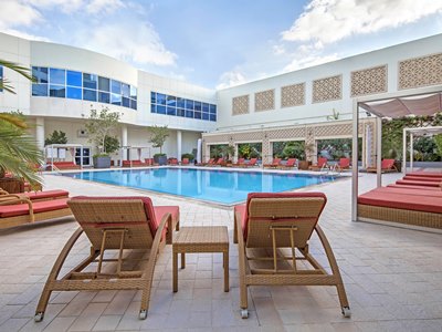outdoor pool - hotel novotel world trade centre - dubai, united arab emirates