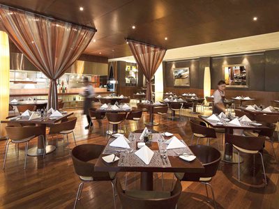 restaurant 1 - hotel ibis world trade centre - dubai, united arab emirates
