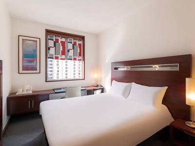 bedroom 2 - hotel ibis world trade centre - dubai, united arab emirates