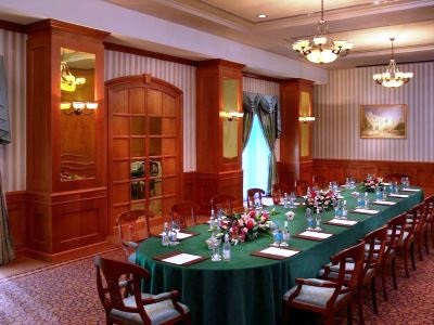conference room - hotel carlton palace - dubai, united arab emirates