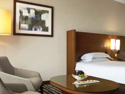 bedroom 3 - hotel jumeira rotana - dubai, united arab emirates