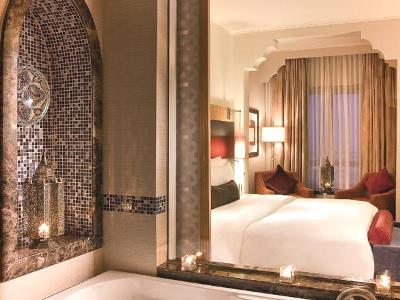 bedroom 3 - hotel oaks ibn battuta gate dubai - dubai, united arab emirates