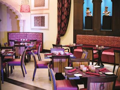 restaurant 1 - hotel oaks ibn battuta gate dubai - dubai, united arab emirates