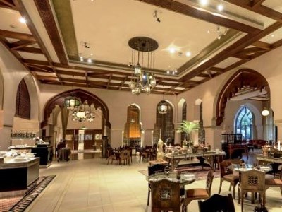 restaurant 1 - hotel palace downtown - dubai, united arab emirates