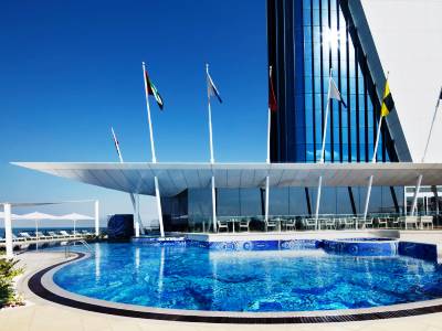 outdoor pool - hotel burj al arab jumeirah - dubai, united arab emirates