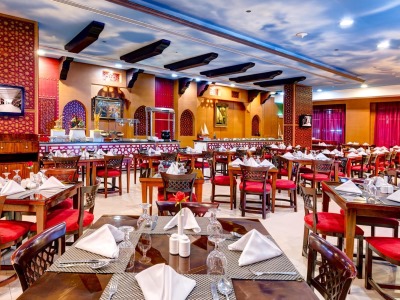 restaurant - hotel md hotel by gewan - dubai, united arab emirates