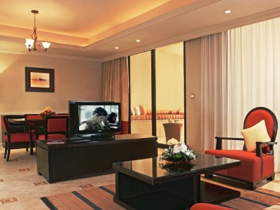 bedroom 2 - hotel arjaan by rotana dubai media city - dubai, united arab emirates