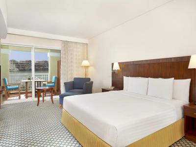 bedroom 1 - hotel copthorne lakeview hotel green community - dubai, united arab emirates