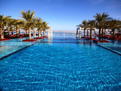 outdoor pool - hotel jumeirah zabeel saray - dubai, united arab emirates