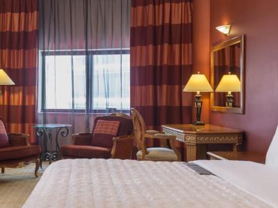 bedroom 1 - hotel le meridien fairway - dubai, united arab emirates