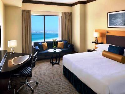 bedroom 2 - hotel movenpick jumeirah beach - dubai, united arab emirates
