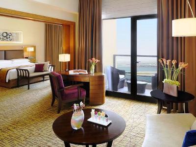 bedroom 5 - hotel movenpick jumeirah beach - dubai, united arab emirates