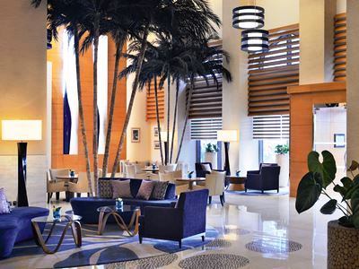 lobby - hotel movenpick jumeirah beach - dubai, united arab emirates