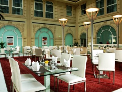 restaurant - hotel villa rotana - dubai, united arab emirates