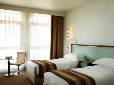 bedroom - hotel villa rotana - dubai, united arab emirates