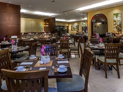 restaurant - hotel first central hotel suites - dubai, united arab emirates