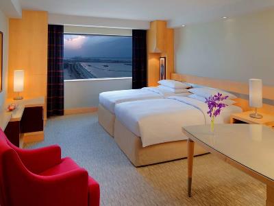 bedroom 2 - hotel hyatt regency - dubai, united arab emirates