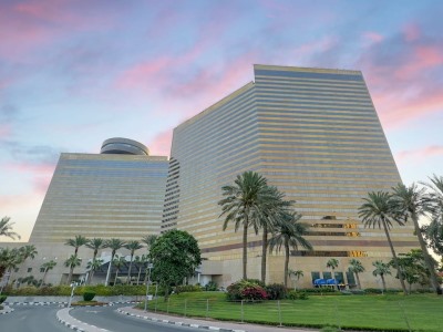 exterior view - hotel hyatt regency - dubai, united arab emirates
