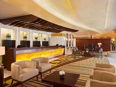 lobby - hotel doubletree by hilton al barsha - dubai, united arab emirates