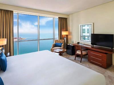 bedroom - hotel ja oasis beach tower - dubai, united arab emirates