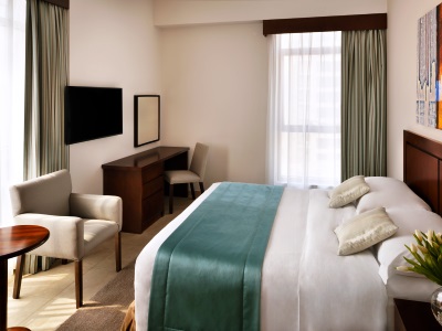 bedroom 2 - hotel movenpick apartments bur dubai - dubai, united arab emirates