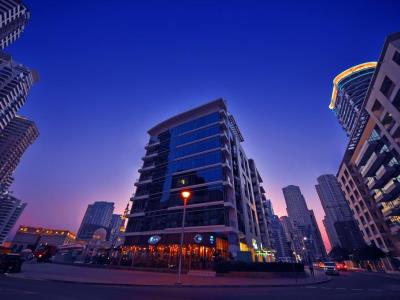 exterior view - hotel jannah place dubai marina - dubai, united arab emirates