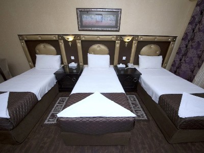 bedroom - hotel hafez  hotel apartments - dubai, united arab emirates