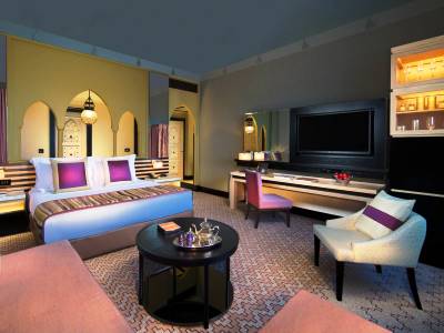 deluxe room - hotel jumeirah mina a'salam - dubai, united arab emirates