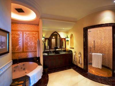 suite - hotel jumeirah mina a'salam - dubai, united arab emirates
