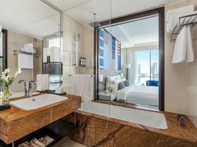 bathroom - hotel pullman dubai downtown - dubai, united arab emirates