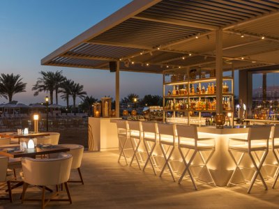 bar - hotel le royal meridien beach resort - dubai, united arab emirates