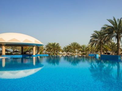 outdoor pool - hotel le royal meridien beach resort - dubai, united arab emirates