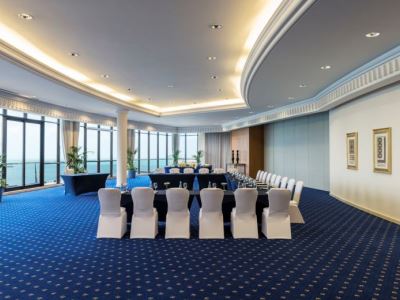 conference room 2 - hotel le royal meridien beach resort - dubai, united arab emirates