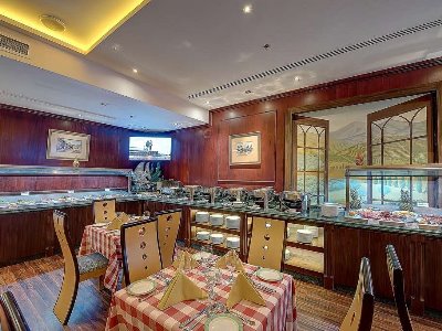 restaurant 1 - hotel golden tulip deira - dubai, united arab emirates
