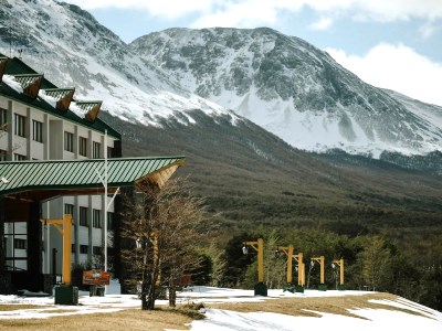 Cyan Del Glaciar Hotel