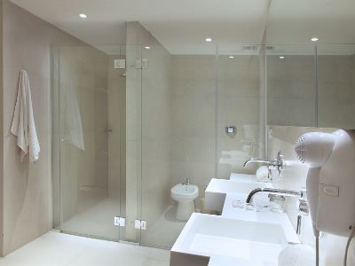 bathroom - hotel dazzler palermo - buenos aires, argentina