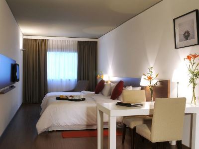 bedroom 1 - hotel dazzler maipu - buenos aires, argentina