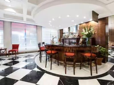 bar - hotel doubletree by hilton buenos aires - buenos aires, argentina