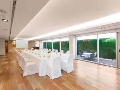 conference room 1 - hotel doubletree by hilton buenos aires - buenos aires, argentina