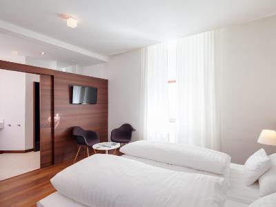 bedroom 4 - hotel central - innsbruck, austria