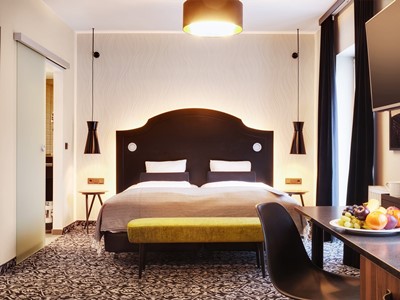 bedroom 10 - hotel grauer baer - innsbruck, austria
