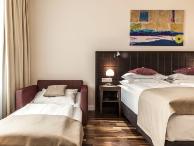 bedroom 4 - hotel sandwirth - klagenfurt, austria